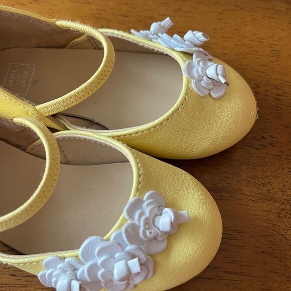 Janie and Jack Easter yellow flats baby girl size 4 - Picture 5 of 7